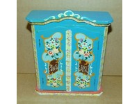 dora kuhn dollhouse